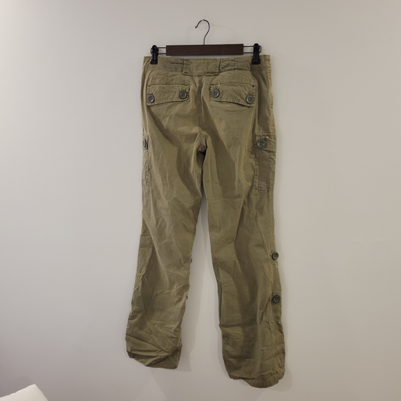 Old navy cargo pants - Picture 3 of 6